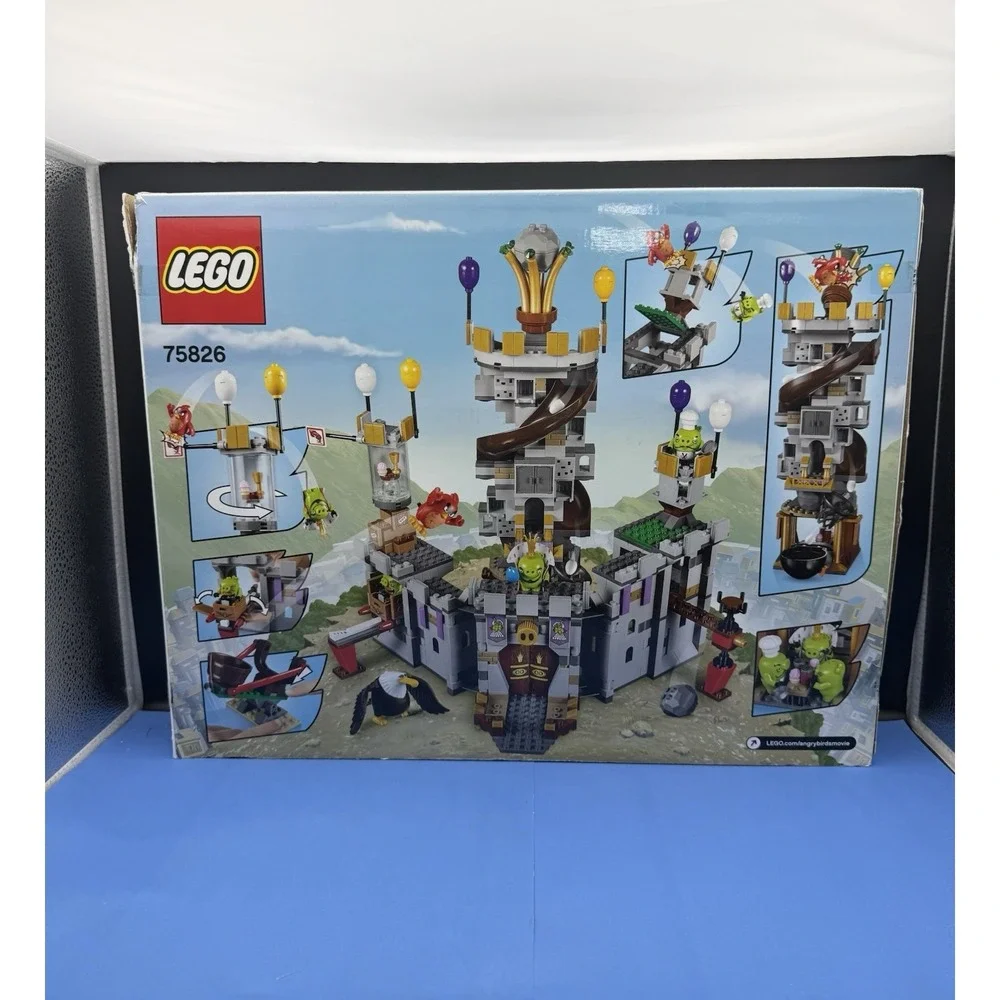 LEGO 75826 Angry Birds Movie King Pig's Castle Retired w/Box – Read Description